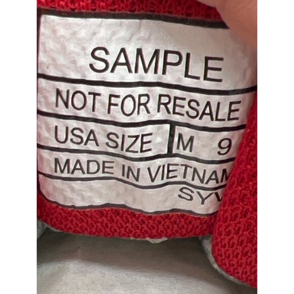 The North Face Mens Gray/Red Single Left Hiking Shoe Size 9 Gore-Tex Mesh Trail - Picture 7 of 7